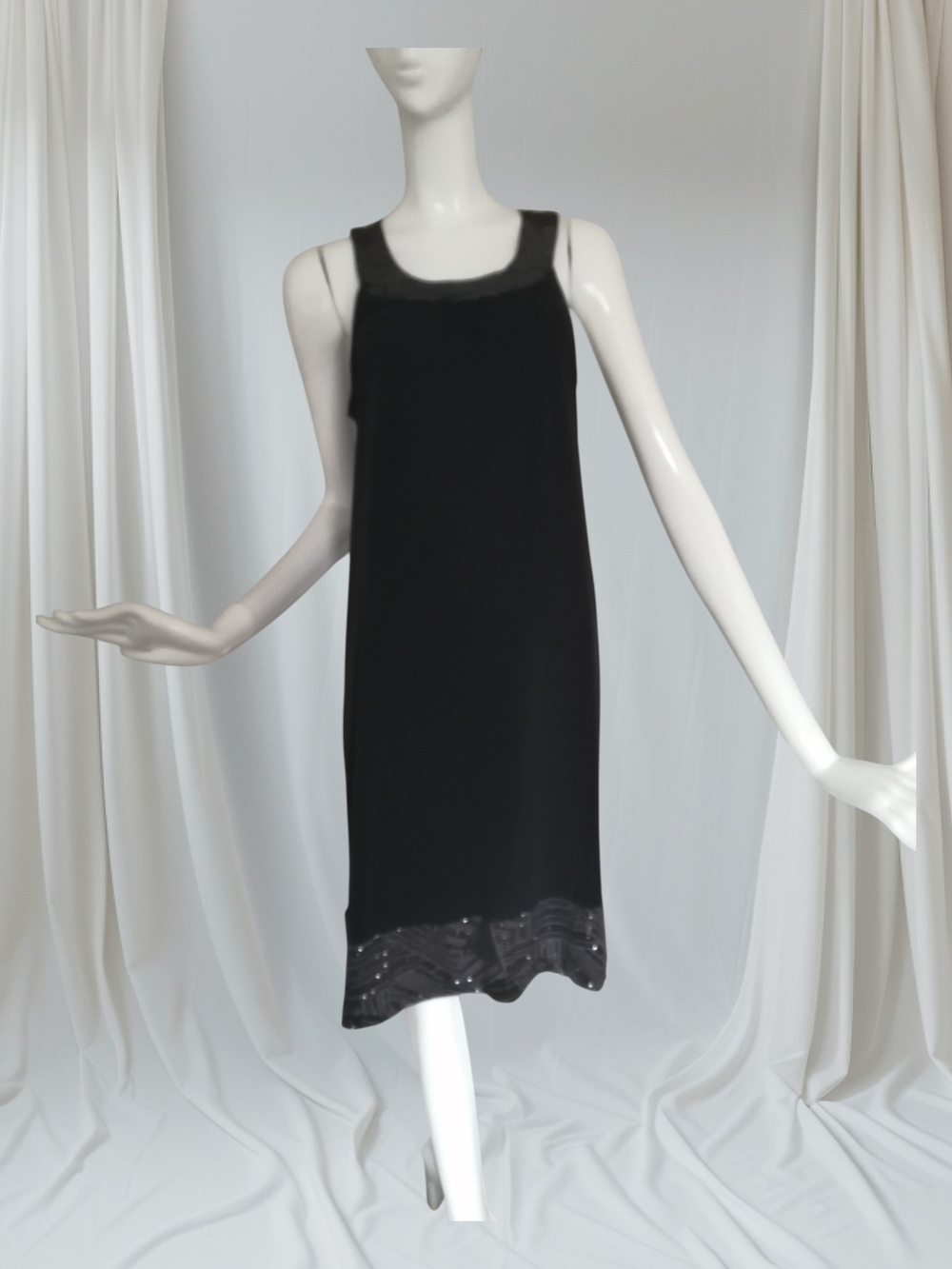Black Beaded Scoop-Neck Midi Dress - Picture 2 of 9